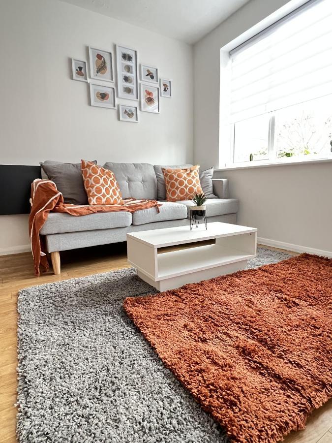 Luxury 2 Bed Apartment Stansted Airport Bishops Stortford Бішопс-Стортфорд Екстер'єр фото